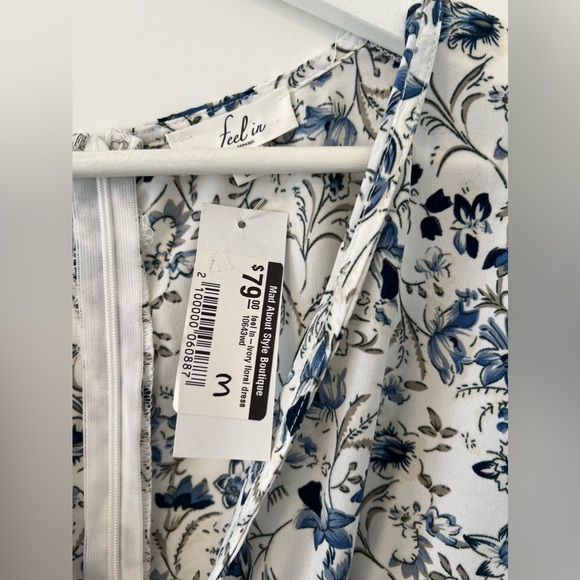 Feel in puff sleeve mini dress - Picture 3 of 6